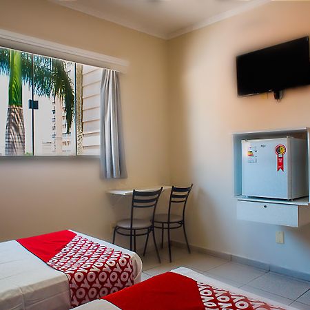 Oyo Cerrado Hotel, Campo Grande Campo Grande  Eksteriør bilde A room at the hotel