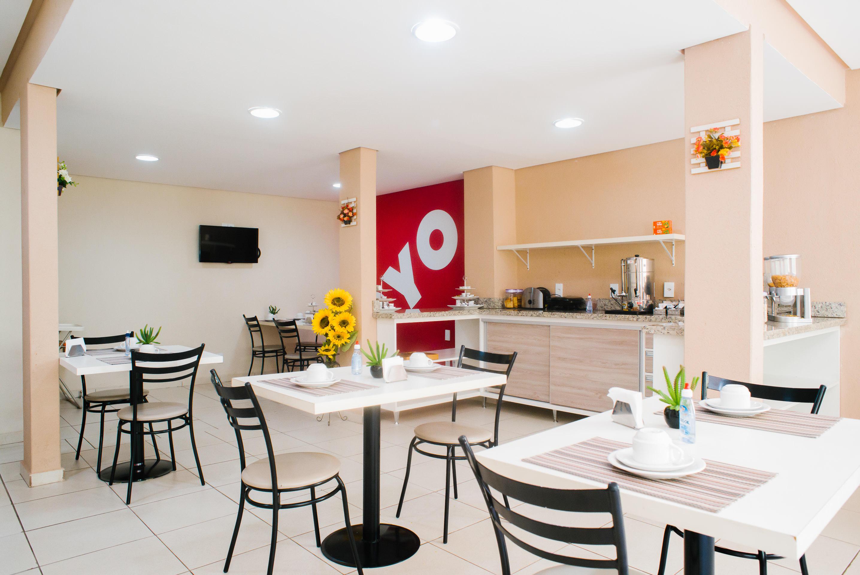 Oyo Cerrado Hotel, Campo Grande Campo Grande  Eksteriør bilde Breakfast room